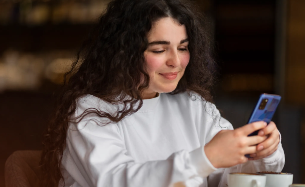 Verificación de identidad y protección de menores: el papel de la IA en la seguridad digital