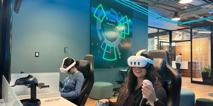Tecmilenio inaugura laboratorios de neuromarketing y tecnologías inmersivas