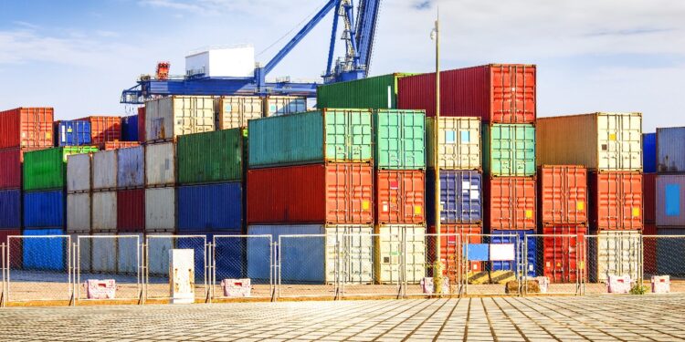 Exportadores mexicanos buscarían financiamiento para aprovechar la pausa en aranceles