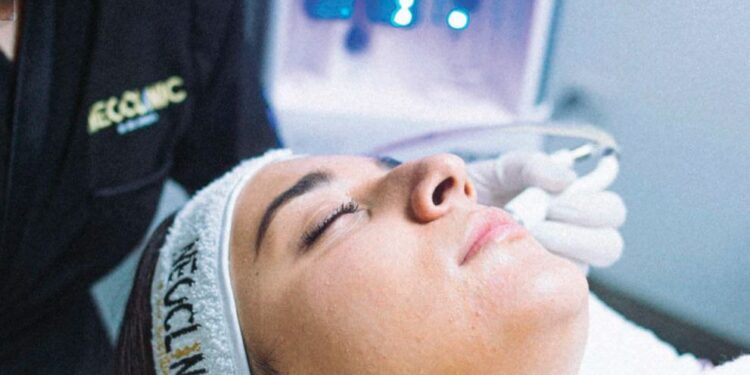 La verdadera “sustancia” de la juventud: Biohacking vs. Hollywood en los Oscar 2025