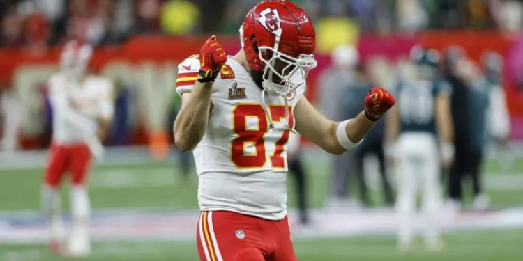 Travis Kelce pone en suspenso su continuidad en la NFL
