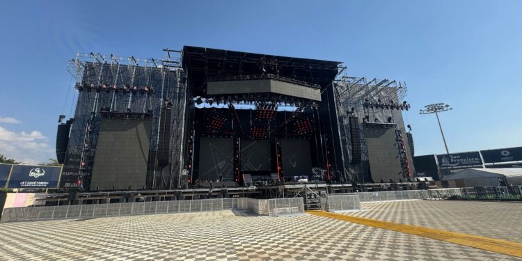 DON OMAR ARRANCA SU GIRA “BACK TO REGGAETÓN” CON UN ESPECTÁCULO HISTÓRICO EN OAXACA ESTE 8 DE MARZO