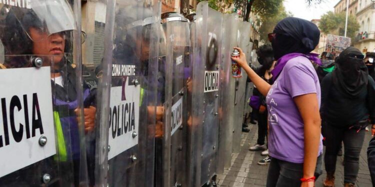 8M en CDMX: 800 mujeres policías vigilarán la marcha del Día Internacional de la Mujer
