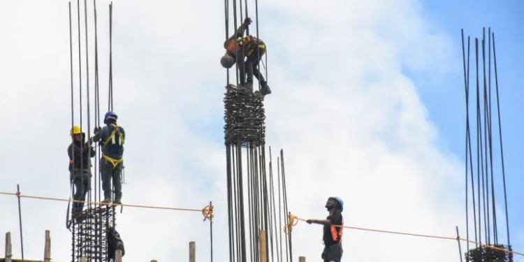 En 2024, la inversión fija bruta tuvo un repunte de 3.4%: Inegi