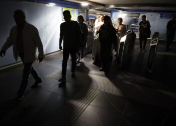 Apagón en España, Portugal y Francia; ¿un ciberataque o una sobrecarga en el sistema?