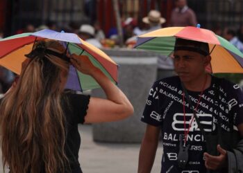 Calor, lluvia y vientos fuertes en regiones diversas del país