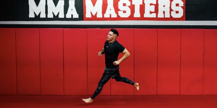 EL CANTANTE DE REGGAETON JAWY MÉNDEZ ENFRENTA DESAFÍO EN COMBATE GLOBAL EN ARTES MARCIALES M,IXTAS MAÑANA JUEVES