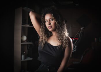 MALENNA, LA PRIVILEGIADA VOZ COLOMBIANA PRESENTA EN MÉXICO SU NUEVO SENCILLO “ME ENCANDILÓ TU LUZ”