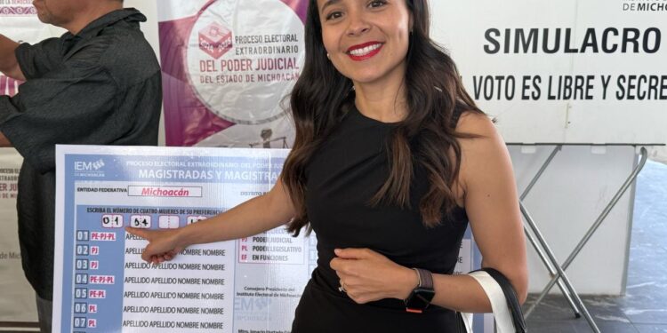 Olivia Aguirre alzó la voz desde el corazón de la Universidad Michoacana