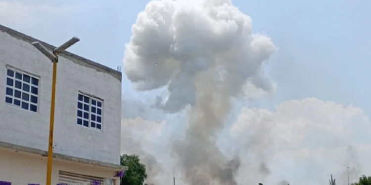 Explota polvorín en la zona de “La Saucera”, en Tultepec; se desconoce cifra de víctimas