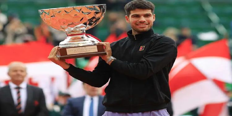 Carlos Alcaraz conquista su primer torneo de Montecarlo