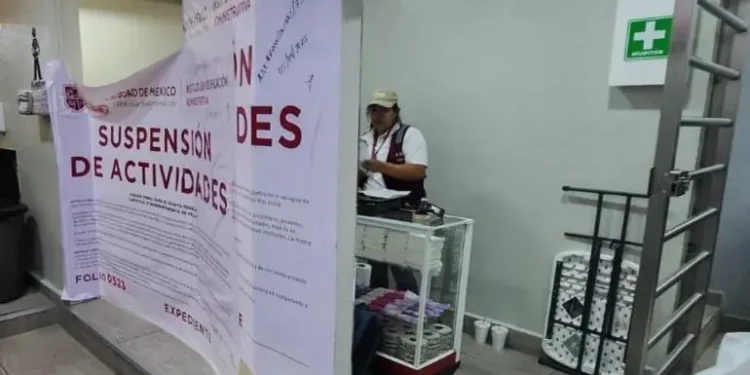 Suspenden baños públicos de Plaza San Cosme tras hallazgo de cámaras ocultas