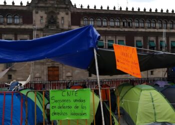 CNTE mantiene plantón en centro de CDMX; prevén asambleas para este sábado