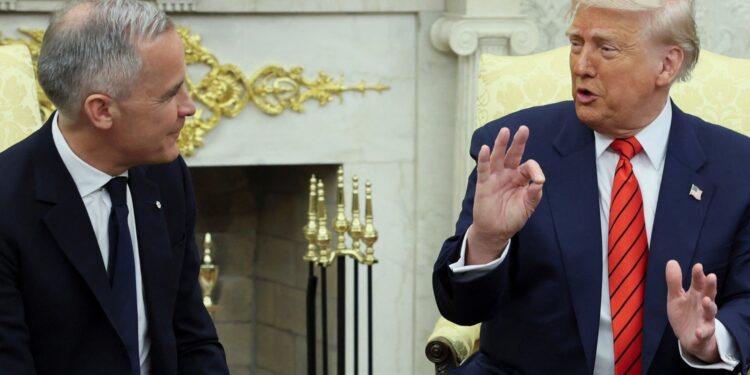Ante Mark Carney, Trump asegura le “encantaría” nuevo acuerdo comercial con Canadá