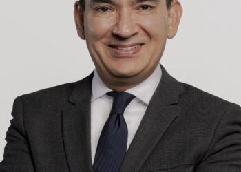 Denuncian civil y penalmente a candidato a ministro de la SCJN