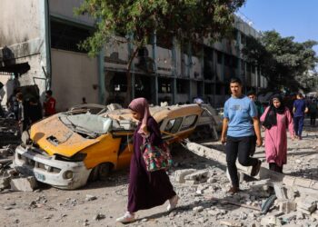 Reportan más de 50 muertos en Gaza tras bombardeos de Israel a escuela y otras zonas