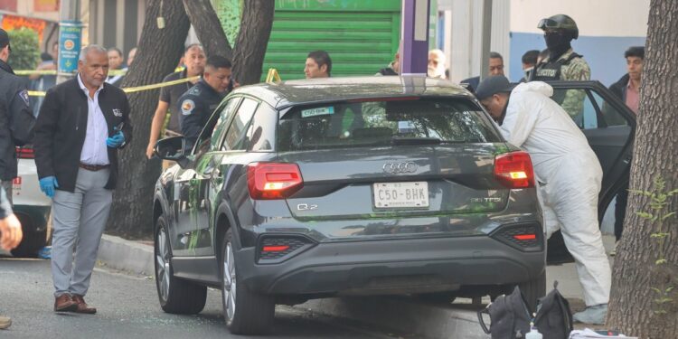 Investigan a policías de CDMX por presuntas irregularidades en escena del crimen de funcionarios cercanos a Brugada