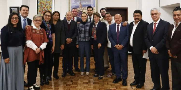 Alcalde Isaac Montoya se reúne con Claudia Sheinbaum y Delfina Gómez