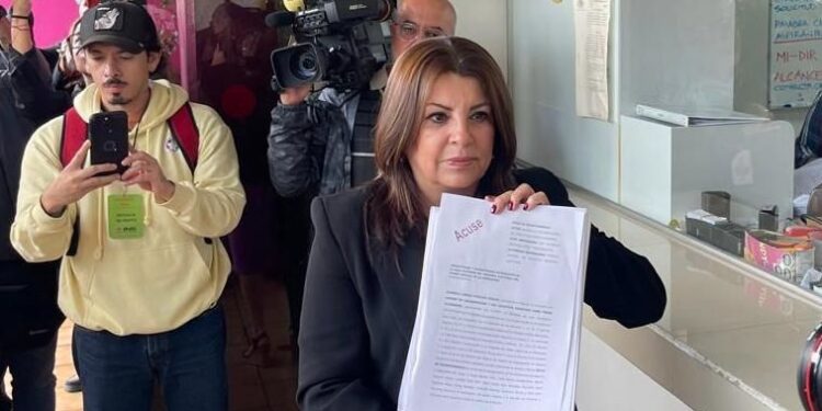 Cuando la sociedad cuestiona con pruebas, el poder no debe desviarse con desprecios