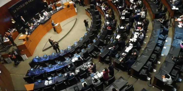 Cancela Senado reunión bilateral con comitiva de EU