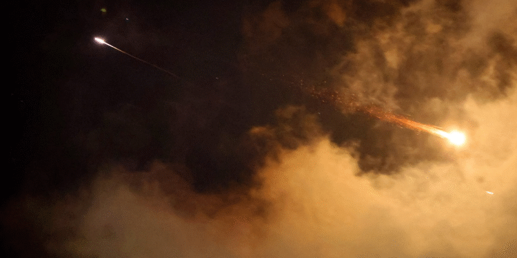 Nuevo bombardeo israelí golpea instalación nuclear en Irán