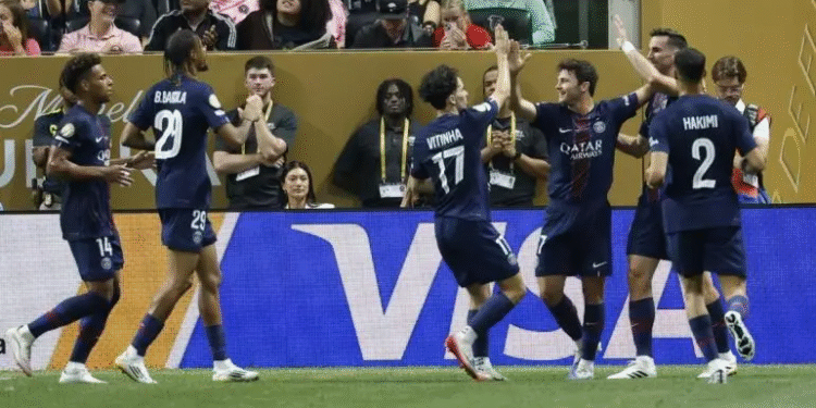 PSG le pasa por encima al Inter Miami de Messi y se instala en cuartos de final