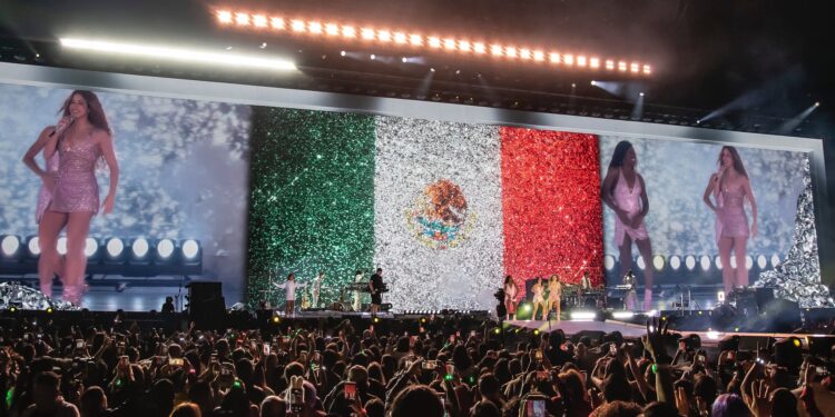 Shakira regresa a México para presentarse con un récord histórico en el Estadio GNP Seguros